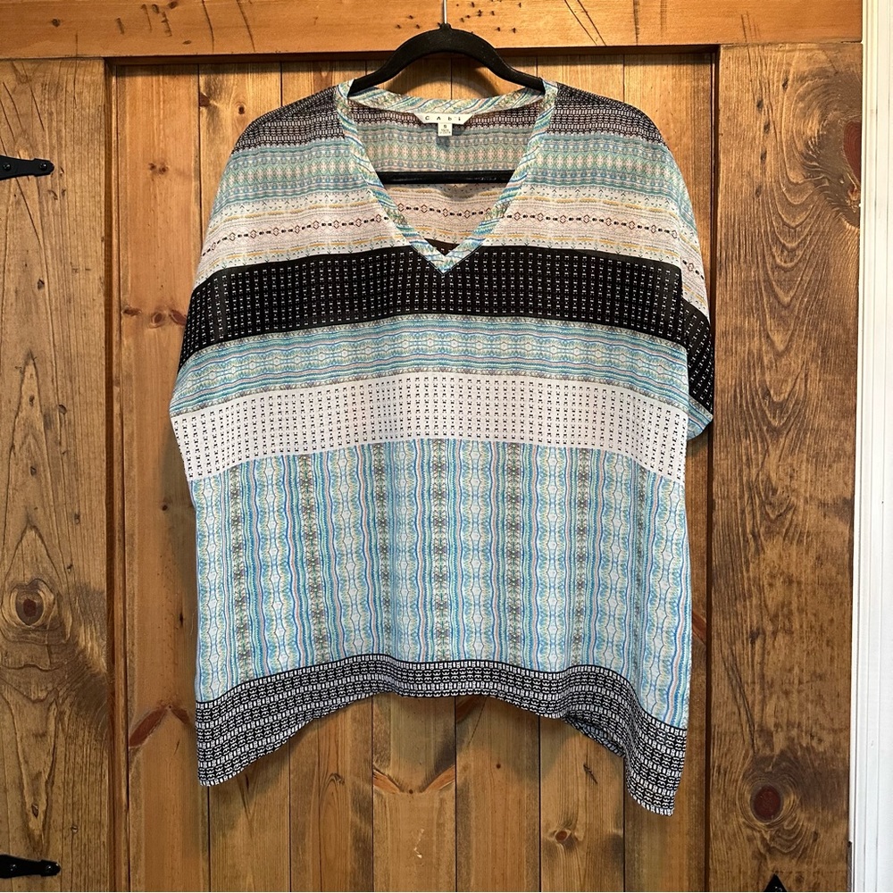 Cabi short sleeve, sheer oversized blouse. EUC. Size Small